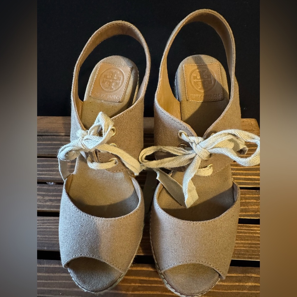 Tory Burch Espadrilles Wedges - Picture 5 of 12